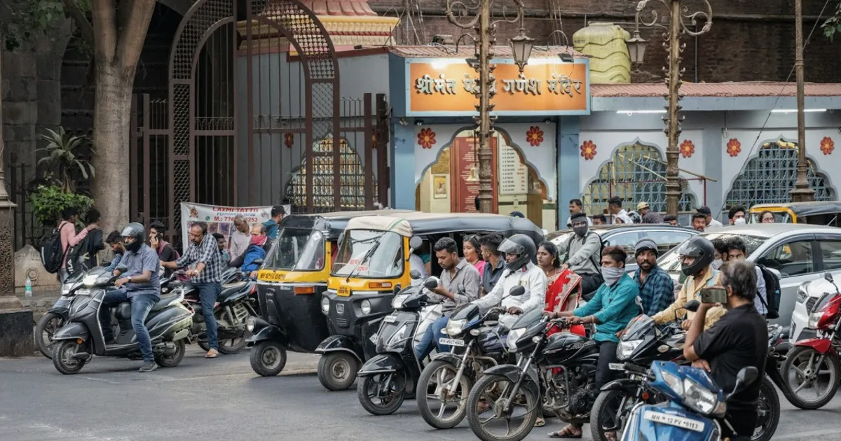 India Pump Prices Stuck Despite Global Crude Crash