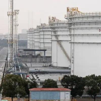 China Eases Fuel Export Curbs on Ample Supply, Boosting Refinery Margins