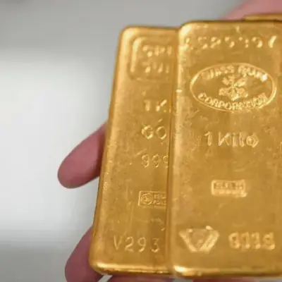 Thủ tướng Ấn Độ Modi kêu gọi ngừng mua vàng, giá tương lai giảm