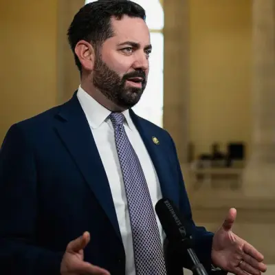 El congresista Lawler respalda venta de armas de 14 mil millones de dólares a Taiwán ante advertencia china