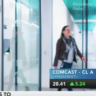Comcast monte grâce à son projet de scission; Iridium bondit sur l'accord Rocket Lab