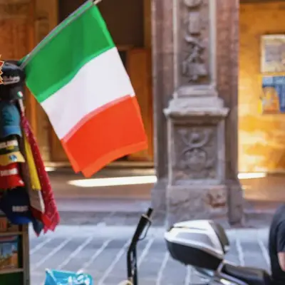 Italy Returns to Dollar Bond Market for First Time Since Pandemic