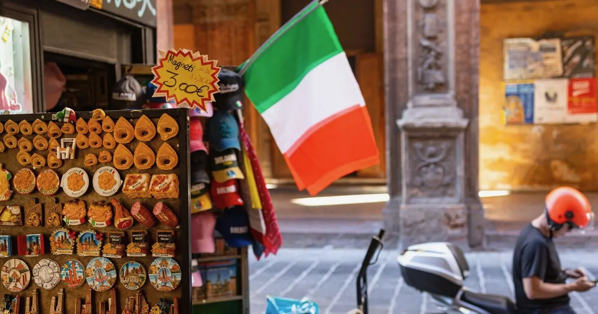Italy Returns to Dollar Bond Market for First Time Since Pandemic