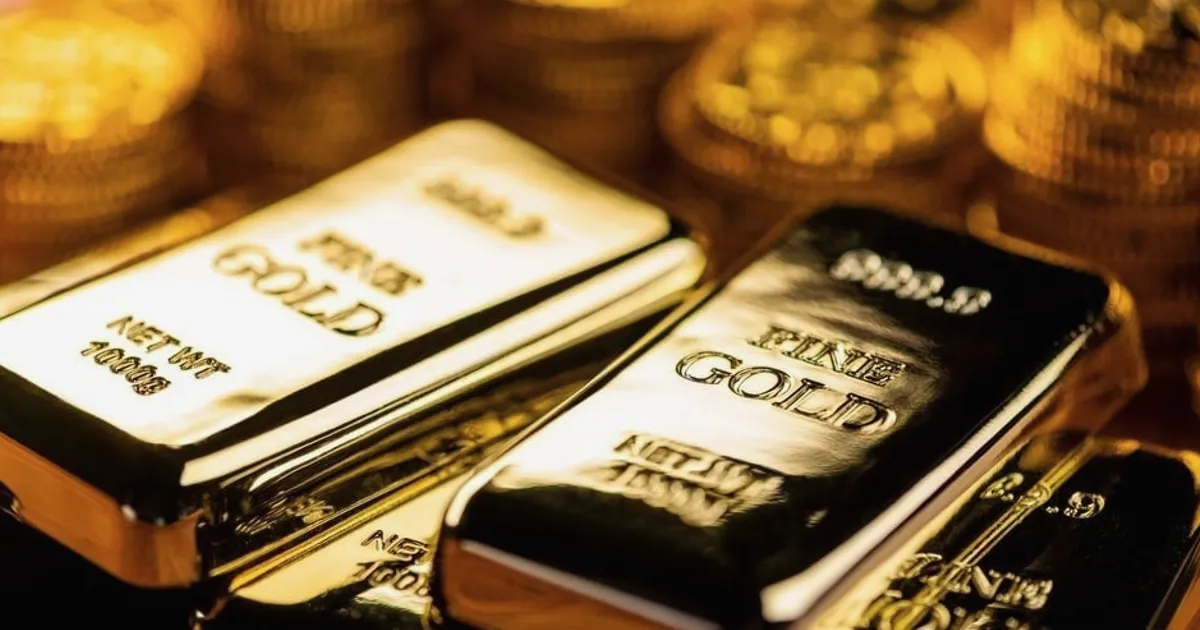 Late-Stage Debt Cycle: A Hidden Tailwind for Gold