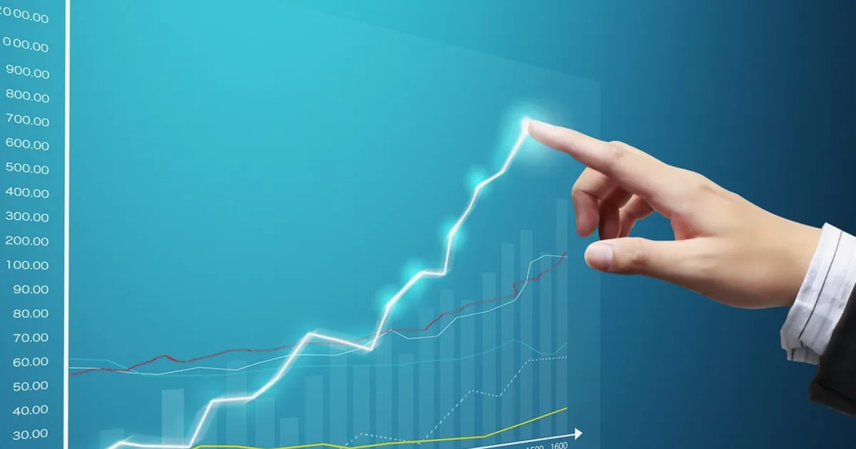 XRP y DOGE suben 5%, bitcoin supera los $81.000 mientras avanza la Ley CLARITY
