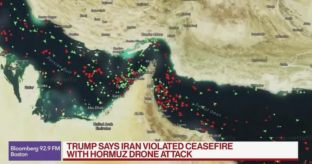Trump cáo buộc Iran vi phạm lệnh ngừng bắn bằng tấn công máy bay không người lái ở Hormuz