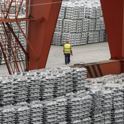Aluminum Price Surge Blunted by Middle East Transits and Chinese Supply