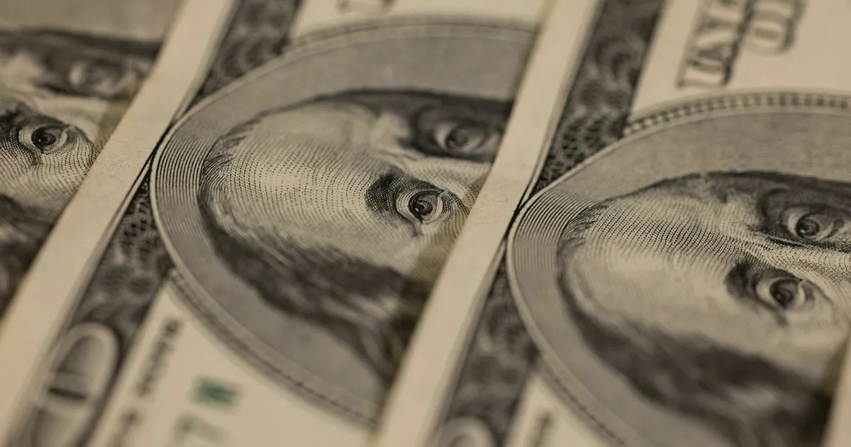 Crypto markets stall ahead of US CPI data; XRP, SOL fail at key levels