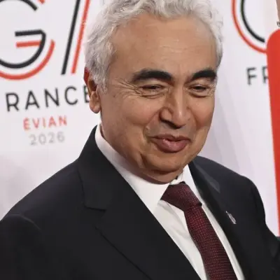 L'AIE prévient que les stocks commerciaux de pétrole chutent très vite
