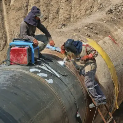 Kuwait Seeks Consortium Bids for $7 Billion Oil Pipeline Stake