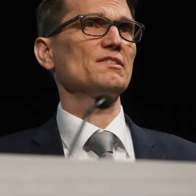 SNB President Schlegel Says No Exchange Rate Target for Franc