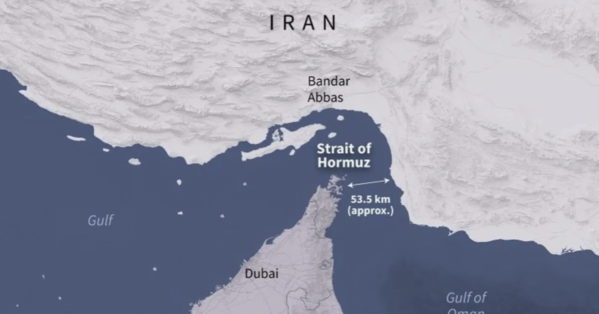 Irán ataca buque de la Armada de EE.UU. en el Golfo de Omán, según informe