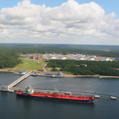 Russia's Oil Windfall Vanishes as Urals Crashes to $42 a Barrel