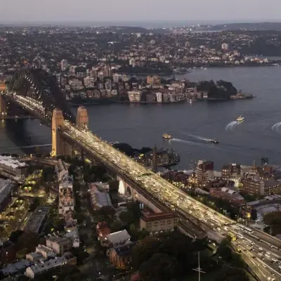 Pimco Favors Australian Bonds, Betting on Rate Cuts Next Year