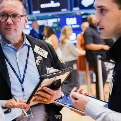 Hedge Nasdaq-100 with QQQ put spreads