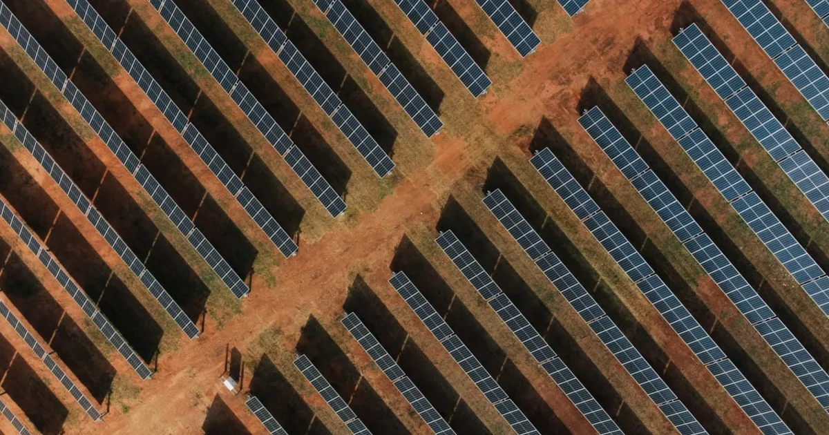 Le pipeline d'énergies renouvelables en Australie bondit de 30% à un record de 32,3 GW