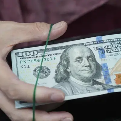 India Lets NRIs Leverage Deposits to Draw Dollars