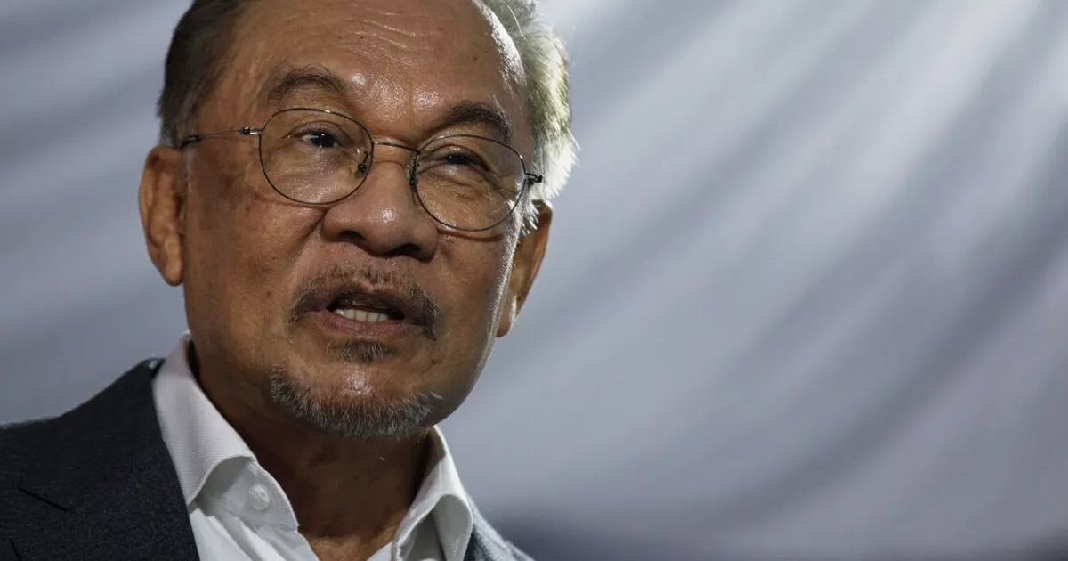 El primer ministro de Malasia, Anwar, presentará un plan de continuidad del suministro de petróleo en medio de las tensiones con Irán