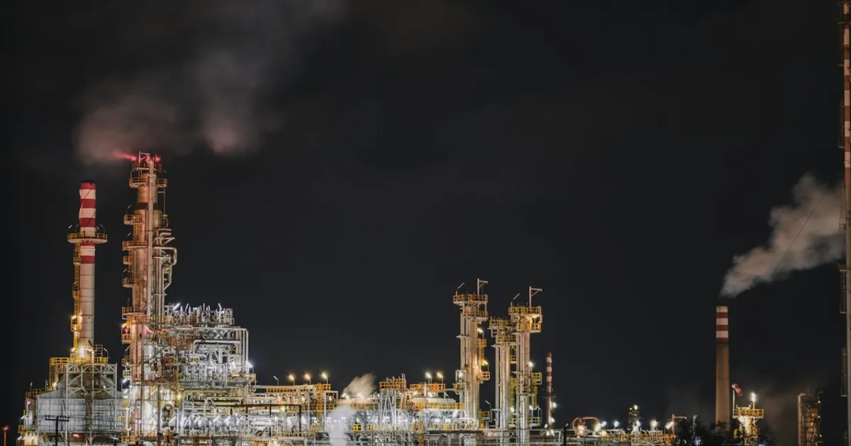 China Delays 500,000 Bpd Refining Capacity as Hormuz Disruptions Deepen