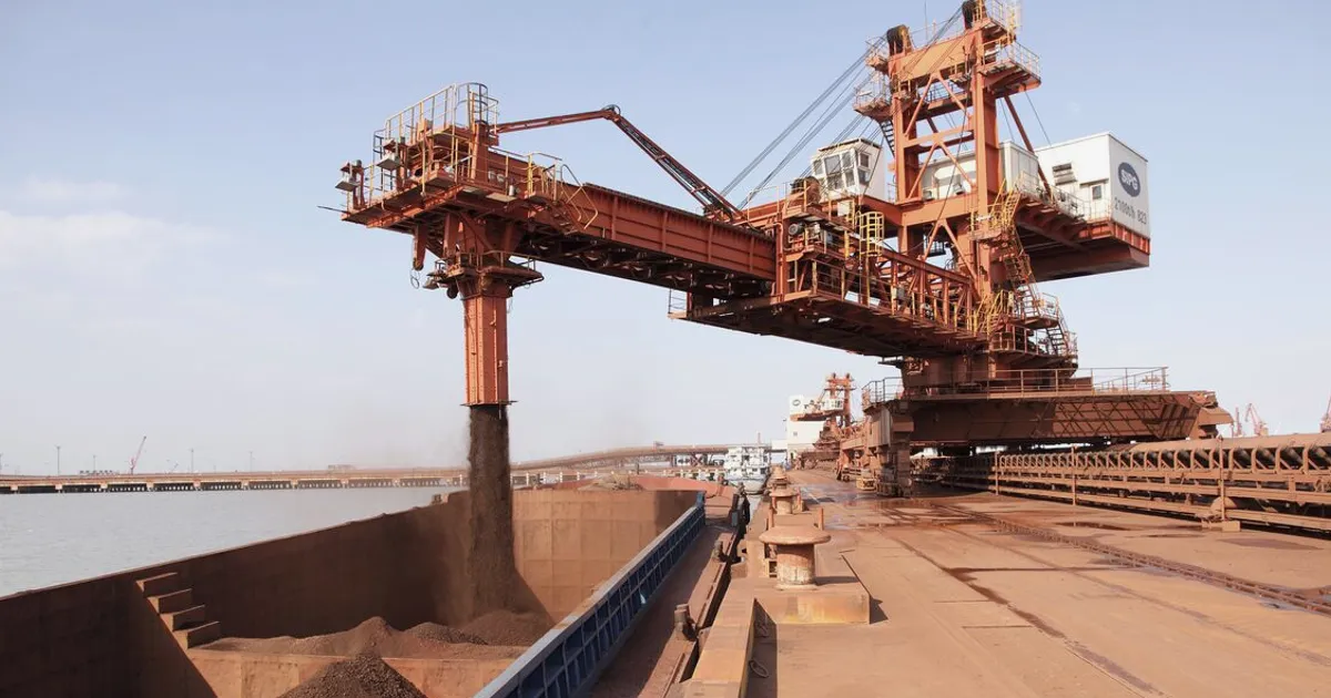 Minério de ferro sobe com possível bloqueio chinês a entregas da Fortescue