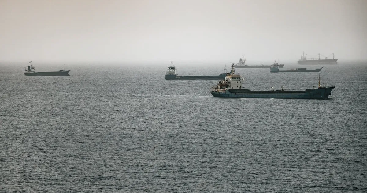 Les prix du pétrole américain retombent aux niveaux d'avant le conflit alors que le flux via Hormuz s'améliore