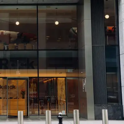 BlackRock và Fidelity thống trị thị trường ETF bitcoin khi đối thủ mờ nhạt