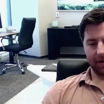 Senado dos EUA confirma Kevin Warsh como presidente do Fed