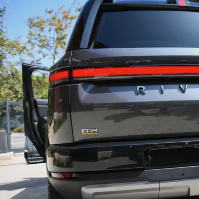 Rivian, Tesla and the 'Holly Index': Trading the new EV Main Street battle