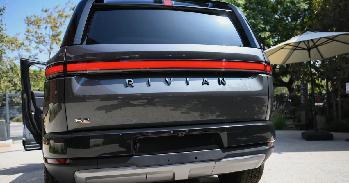 Rivian, Tesla and the 'Holly Index': Trading the new EV Main Street battle