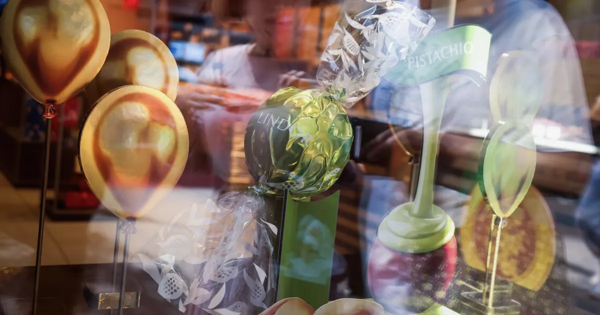 Lindt Heads for Worst Quarter in 17 Years on Price-Hike Fallout