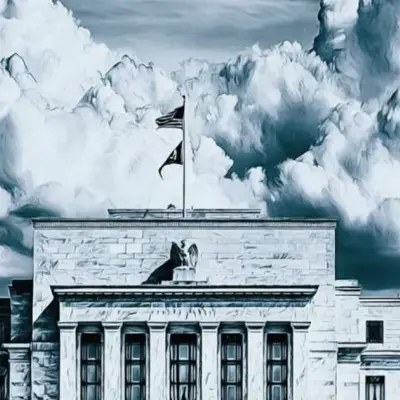 Le pétrole poursuit sa baisse avant la décision de la FOMC, l'API signale une forte baisse des stocks