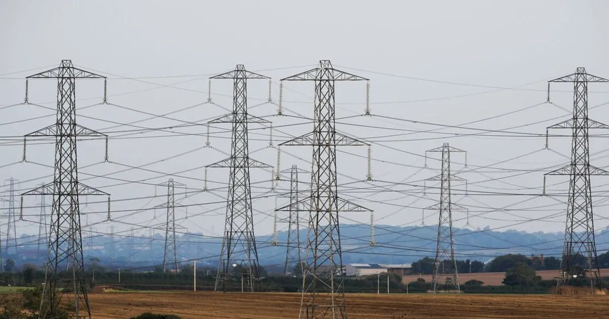 Le gestionnaire du réseau britannique émet un rare avertissement d'approvisionnement en électricité en été