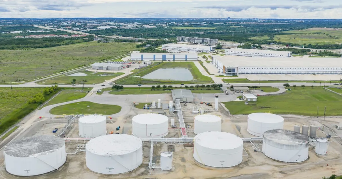 Veterano trader Kevin Muir aposta em ações de petróleo enquanto o crude cai