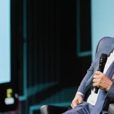 Grant Cardone seguirá comprando Bitcoin con flujos de efectivo inmobiliarios