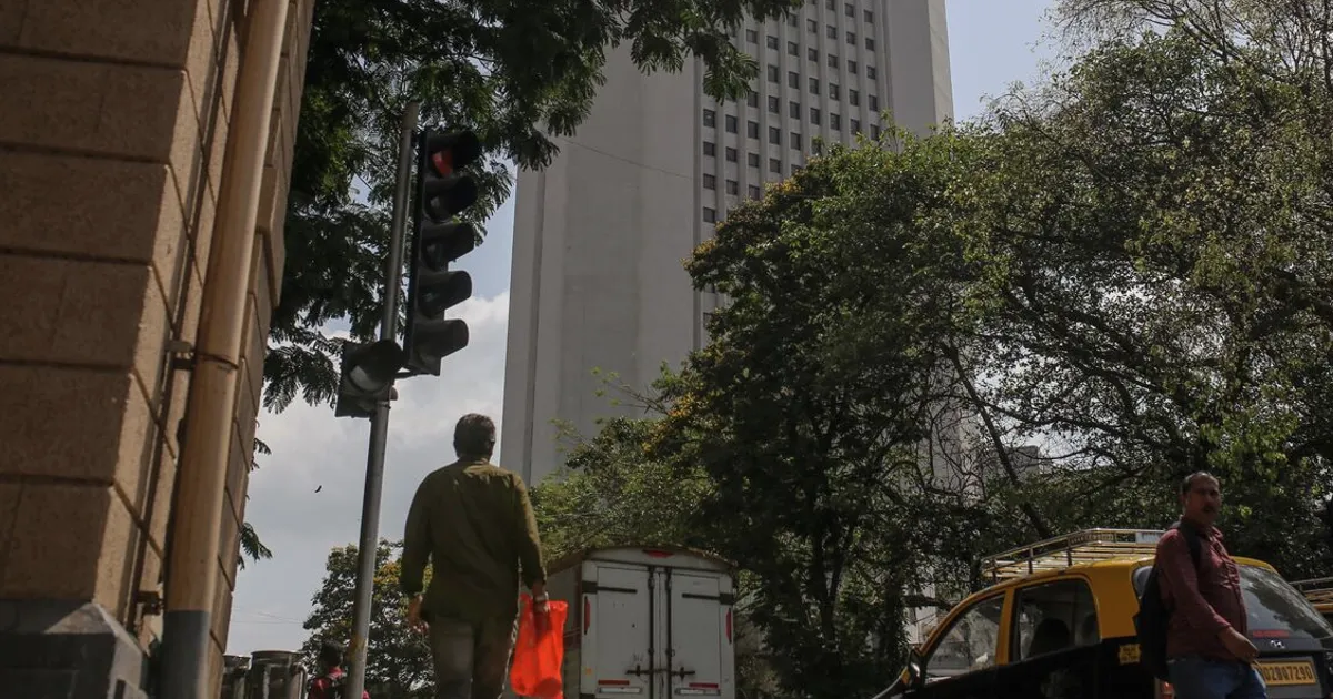 RBI Rule Tweak Opens Door to $50 Billion Inflow to India
