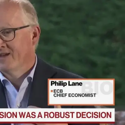 ECB's Lane: No Pre-Set Rate Path Despite Energy Price Risks