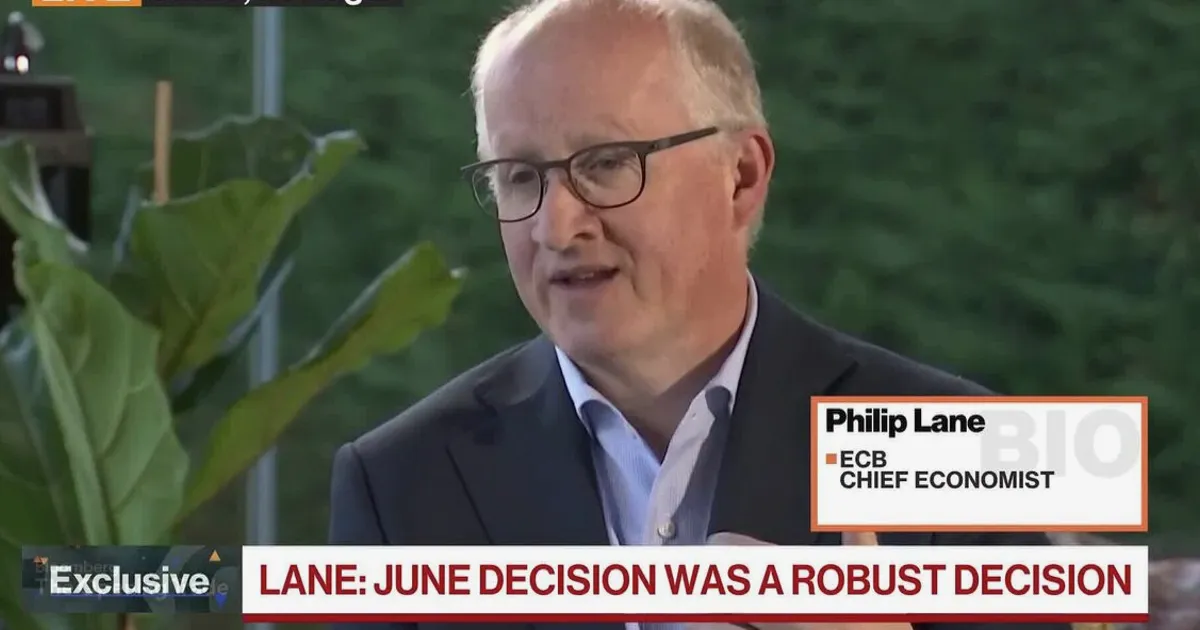 ECB's Lane: No Pre-Set Rate Path Despite Energy Price Risks