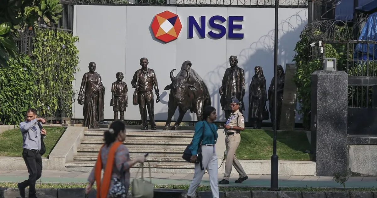 Indian Billionaires Eye Windfall as NSE Files for IPO