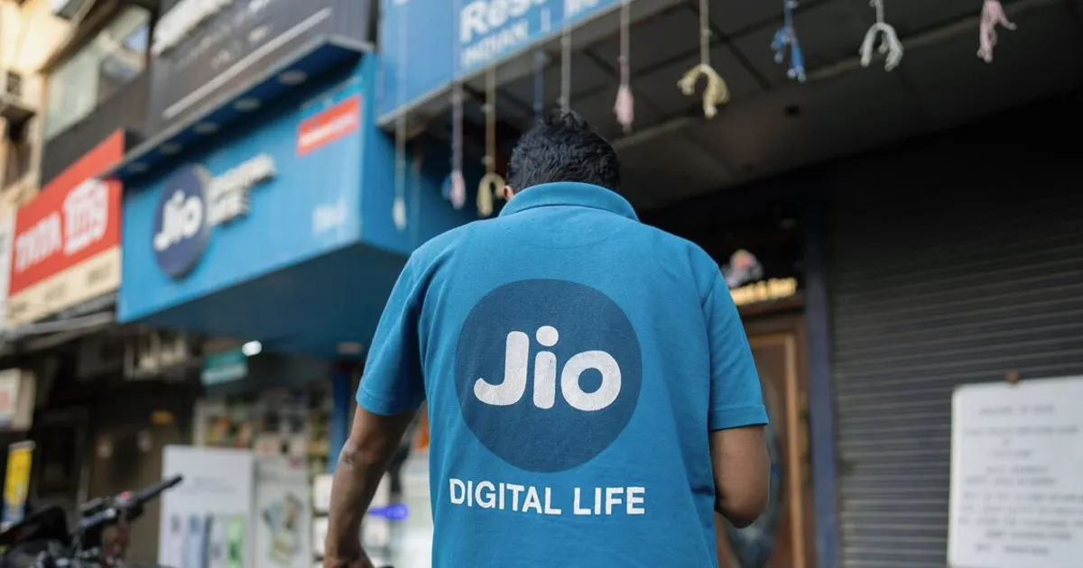 Reliance Plans All New Shares in Jio IPO, No Selldown