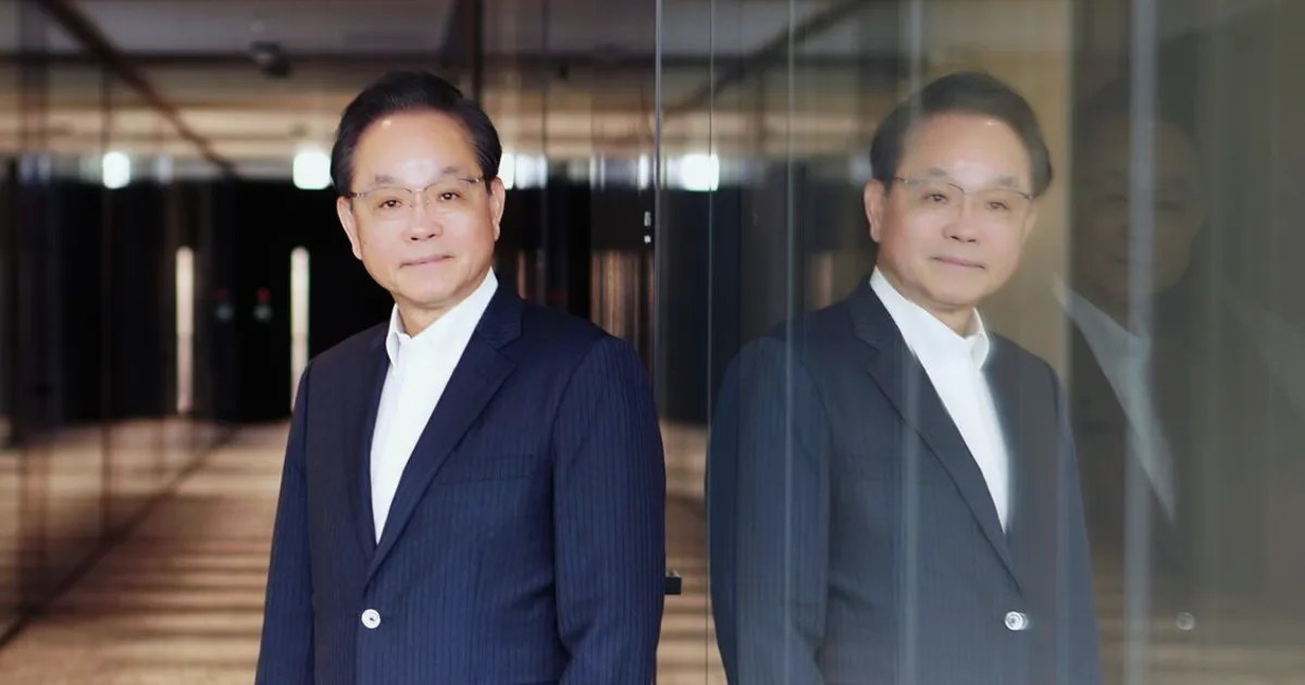 Japan Top Bond-Trading Regional Bank Buys JGBs for First Time in Decade