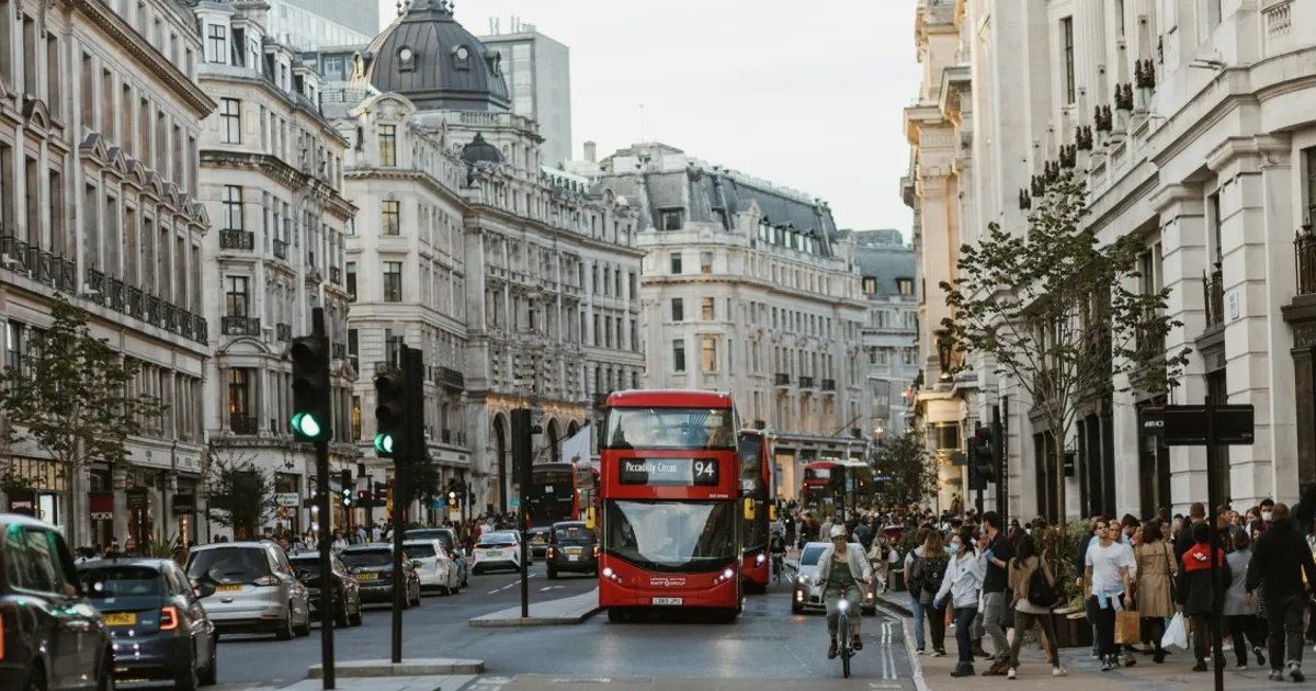 UK's $667 Billion Net-Zero Bill Risks Competitiveness, Industry Warns