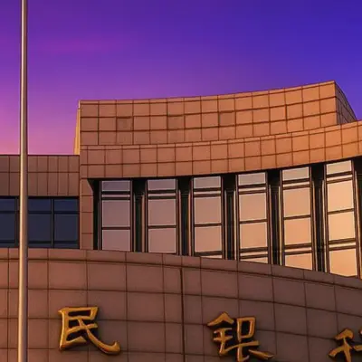 PBOC nối lại bơm thanh khoản sau tạm dừng hai ngày, rút ròng tuần lớn nhất ba tháng