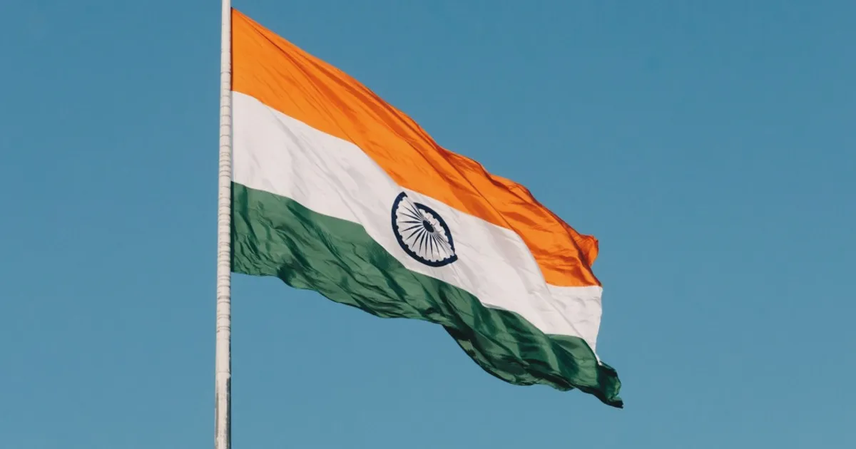Primeiro-ministro Modi ordena corte de 50% no tamanho da comitiva para economizar combustível