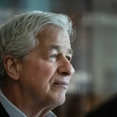 Jamie Dimon advierte de un 'pequeño tsunami' para la economía pese al rally bursátil