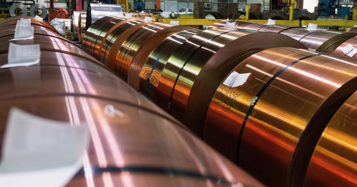 Le cuivre et l'aluminium progressent alors que les paris sur une hausse des taux de la Fed s'estompent
