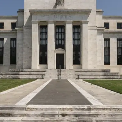 US Bond Futures Surge Spurs Bets on July Fed Rate Hike