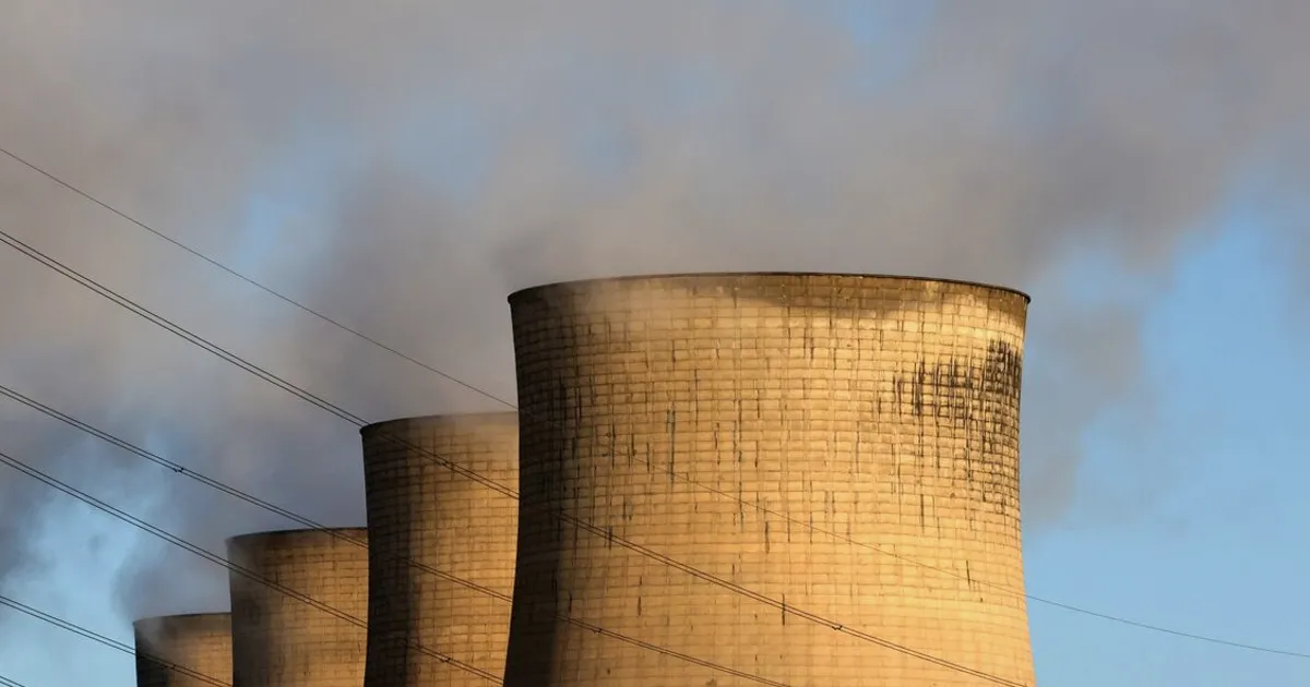 La energética china Huachen planea nueva reestructuración de bonos tras retraso en pago