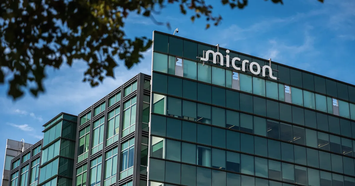 Memory Chip Makers Eye 'Supercycle' as Stocks Surge 30% in a Week