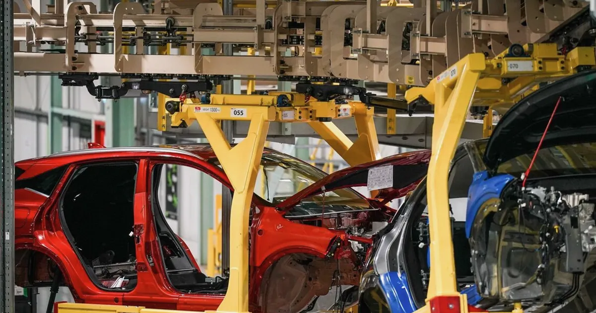 UK Factory Growth Spurt Likely Short-Lived, PMI Shows