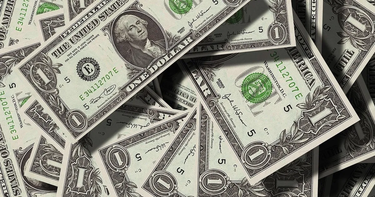 Dollar Index Breakout Threatens Bitcoin Rally